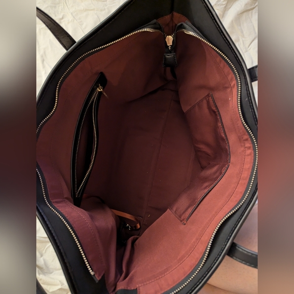 Chiceco Large Tote - Picture 3 of 7